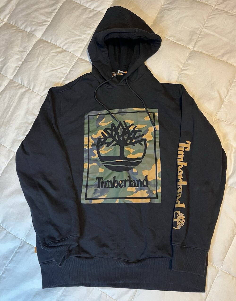Timberland Black Woodland Camo Logo Hoodie Men’s Sz L TB0A2CN5 Hooded Sweatshirt